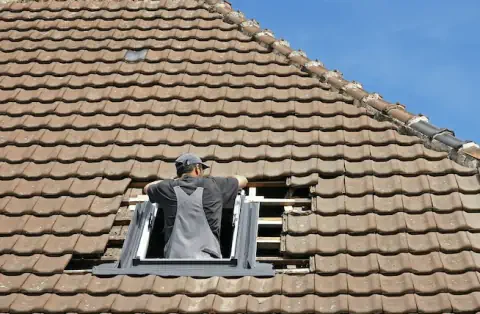 Pose de velux - Montbouy